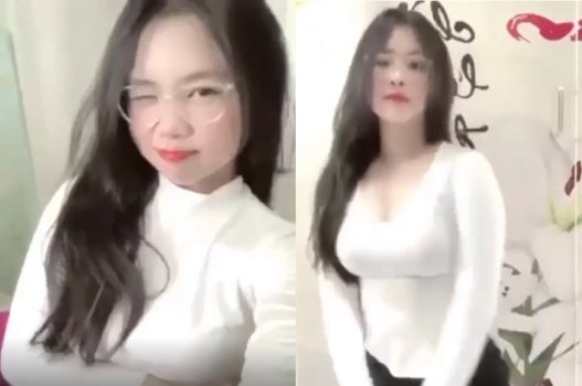Em gái C3 body cực kỳ nóng bỏng, chỉ cần nhìn đã cảm thấy muốn phải