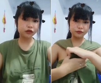 Sinh viên năm cuối quyến rũ bạn như món quà bí mật